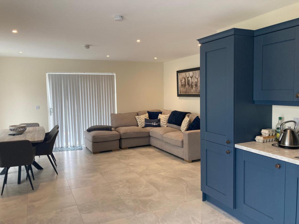 15 Waterwheel Wharf, Annalong Apartment Newry Bagian luar foto